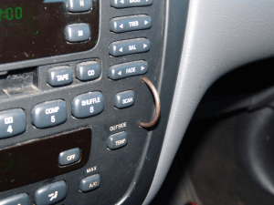 2000 Ford taurus radio problems #1