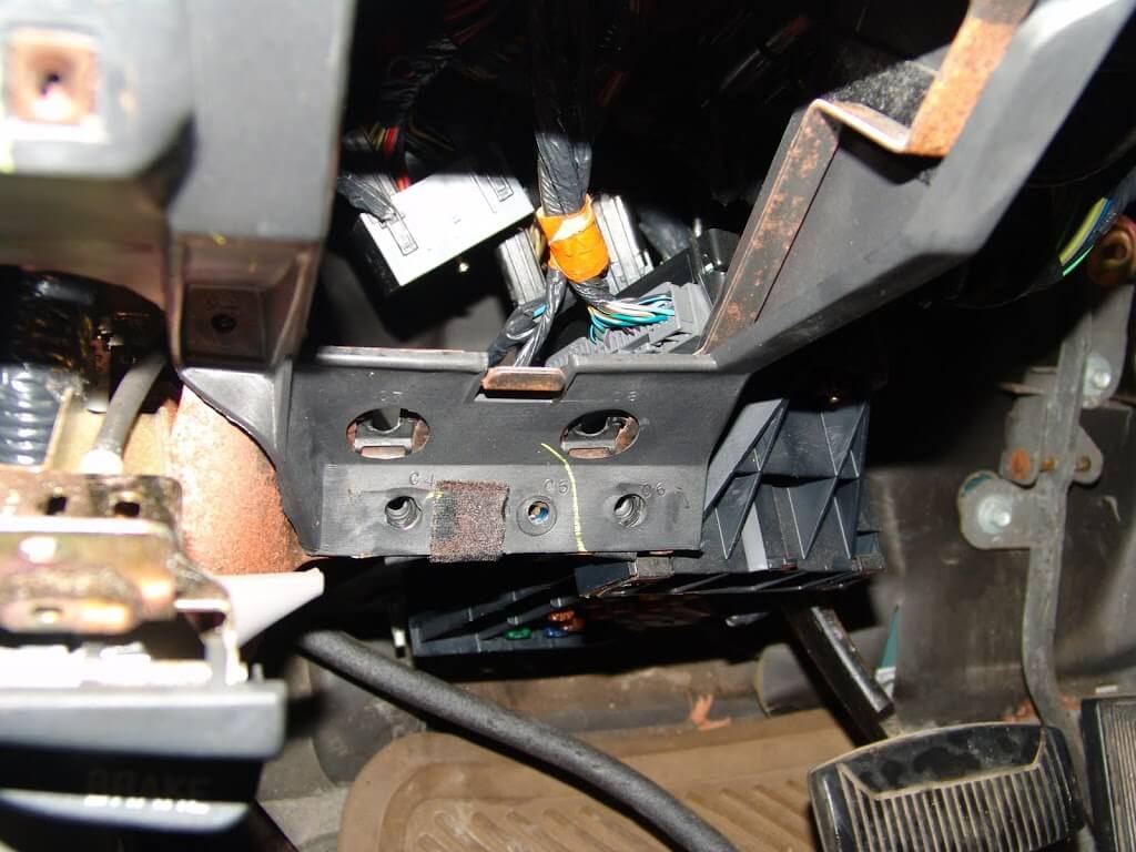 Sparkys Answers - 1997 F150, Changing The GEM Module ... 2002 f 750 ford wiring diagram 