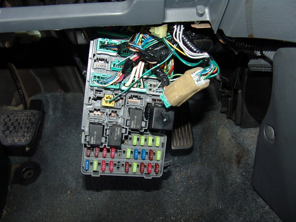 Sparky's Answers - 2002 Honda Civic, A/C and Door Locks Do ... 1997 nissan radio wiring harness 