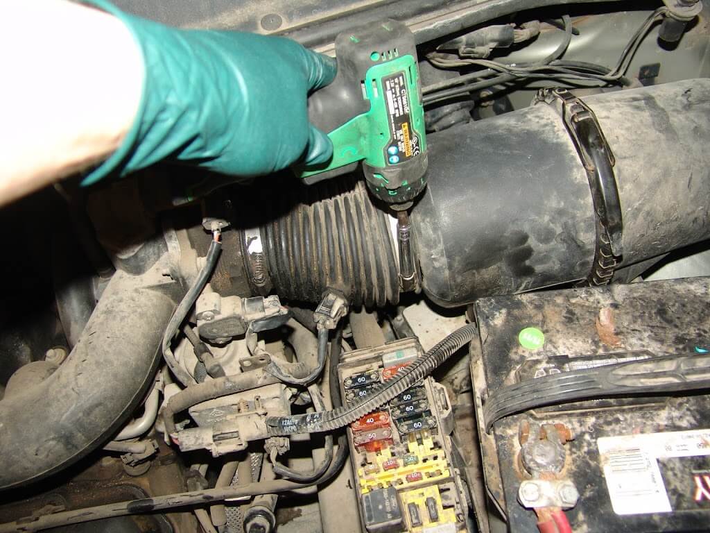 Remove alternator 2000 ford windstar #7