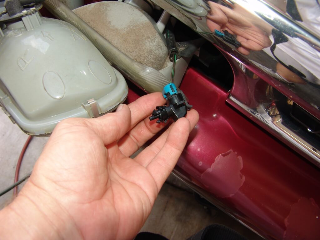 Sparkys Answers 2004 Chevrolet Tahoe, Compressor Will Not Turn On